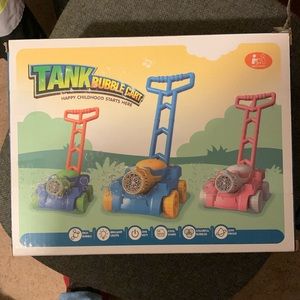 NIB Tank Bubble Cart
